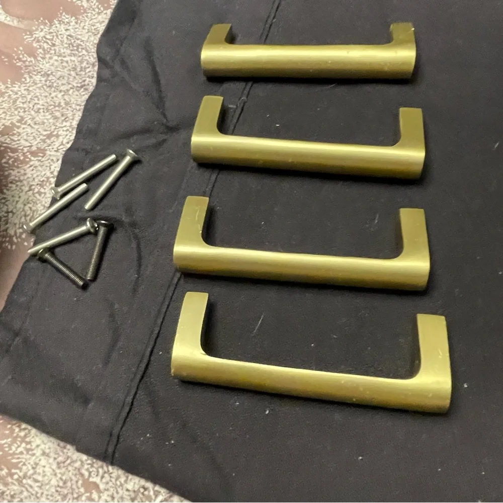 NWT Four Brushed Gold Drawer Pulls with Screws